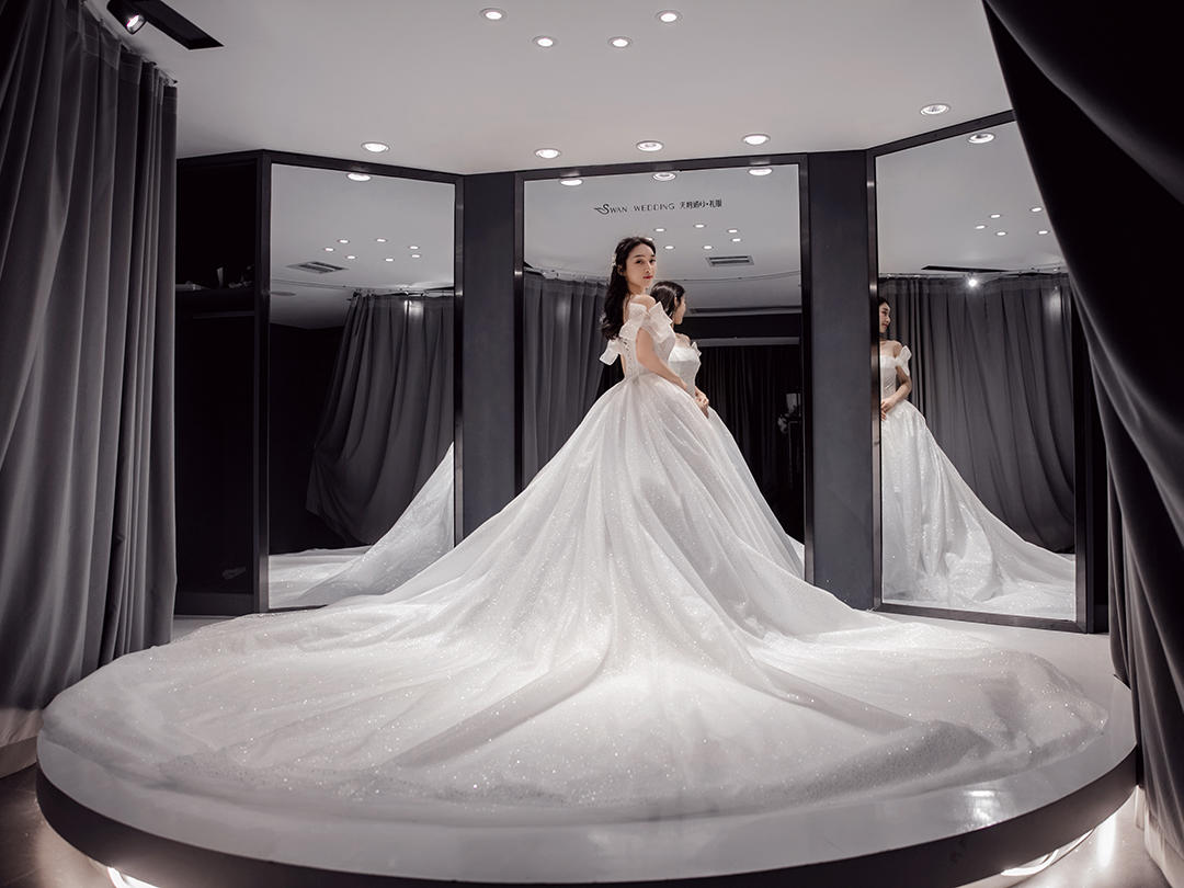 长沙【高定套餐】仪式一套+出门纱一套+敬酒服一套