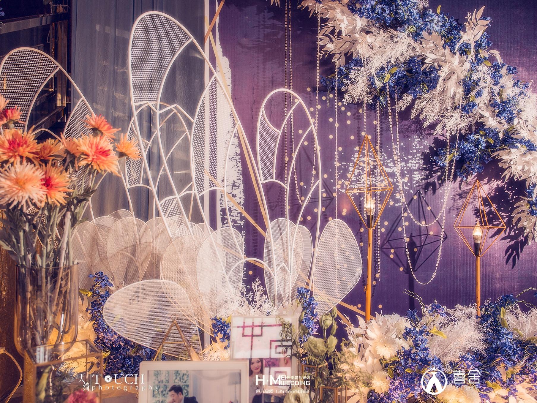 玉麟阁酒店 自带软装吊顶设计 做起来就是大气唯美