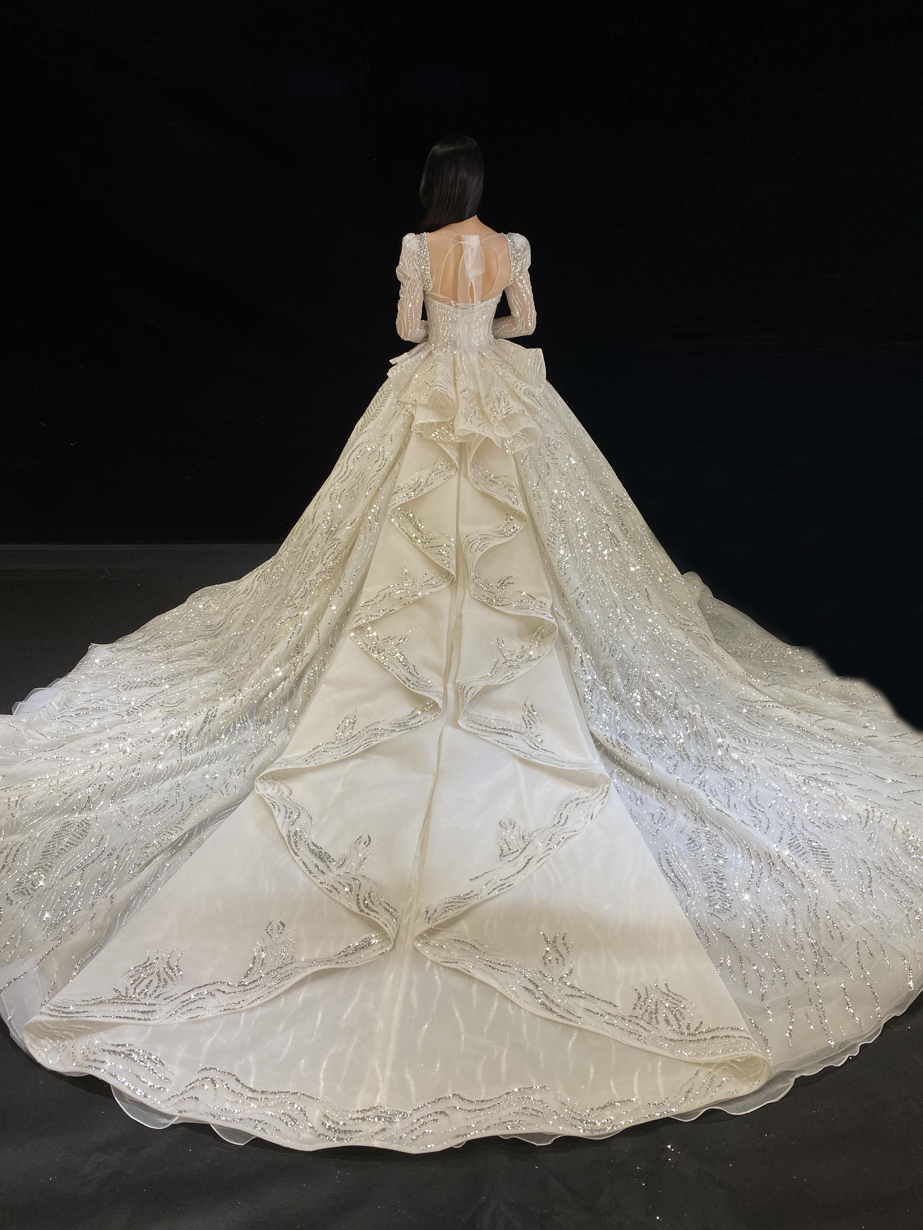 【全家福】16件+创始人跟妆2天+新郎妆+婆婆妆