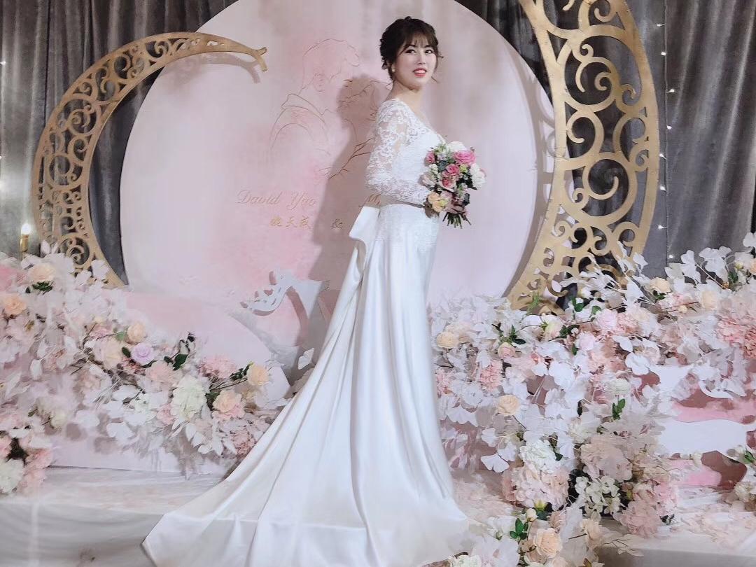 订婚妆，早，晚，化好即走，不跟妆，