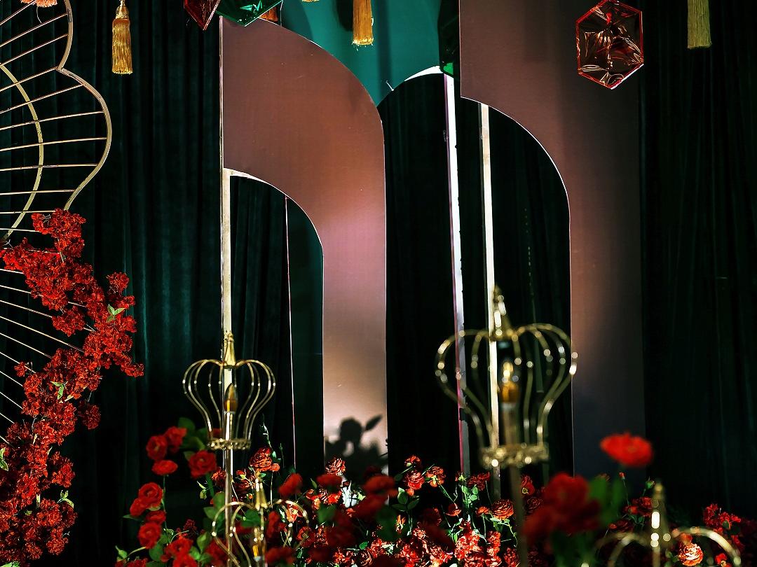 2020年主打红色系浪漫婚礼