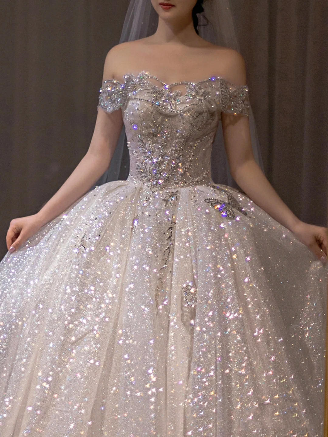 95后新娘热搜婚纱+秀禾+男士礼服+全程跟妆