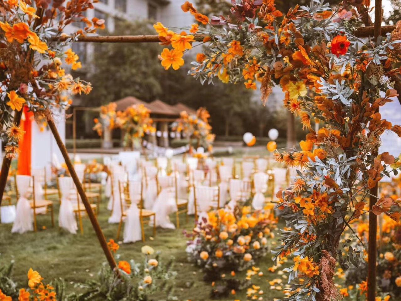 尚云端婚礼——户外INS轻奢风