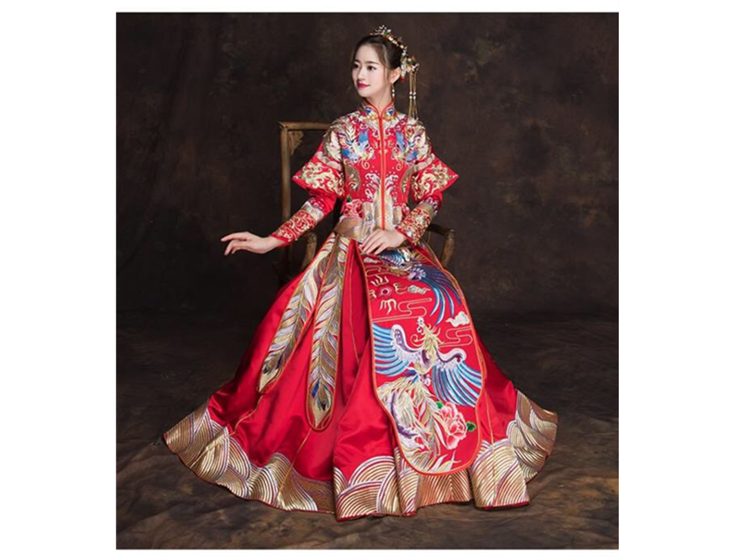 超美中式拖尾秀禾单件可定制