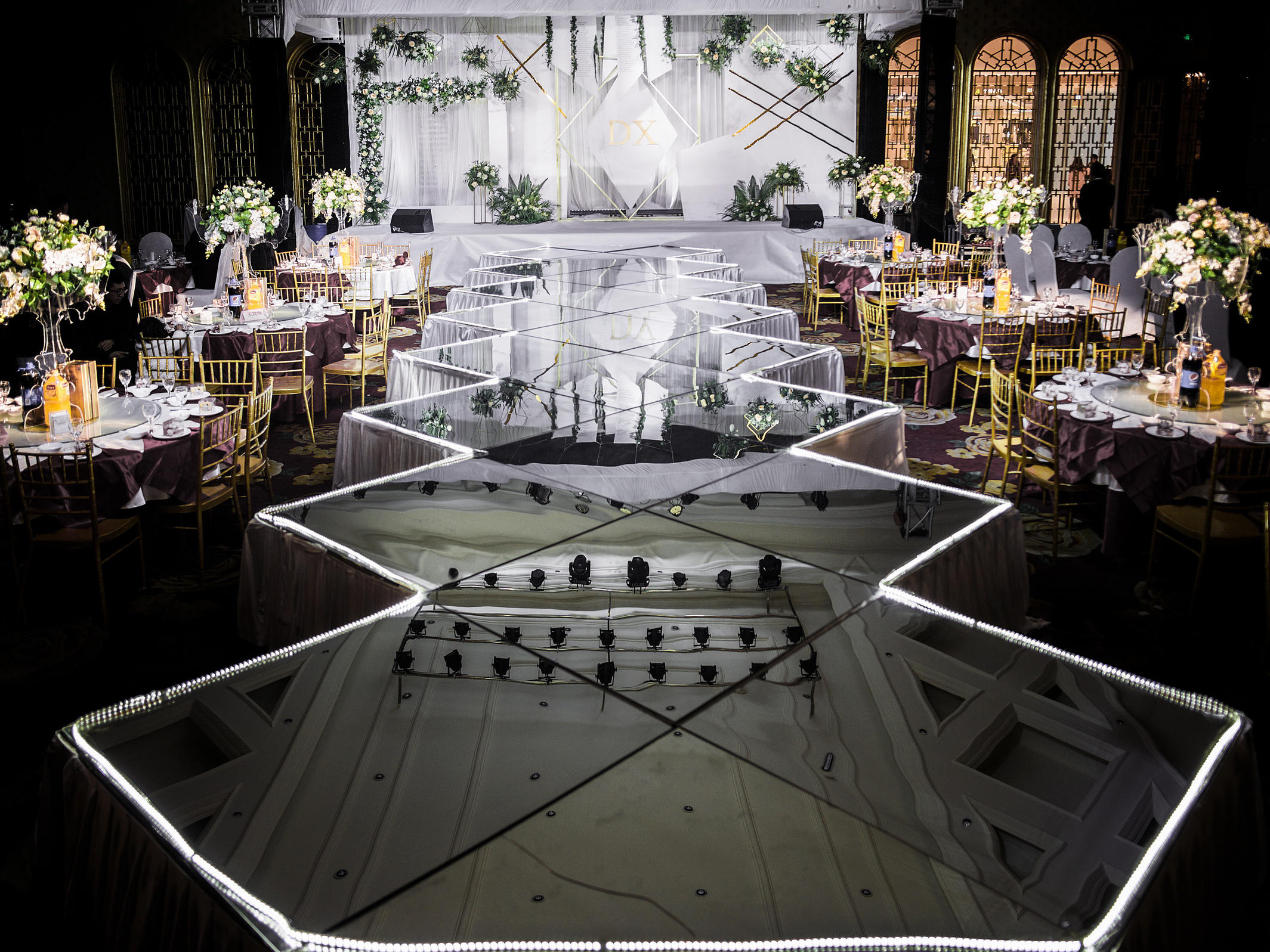 订单直降1000元◆加送8000元婚庆大礼包