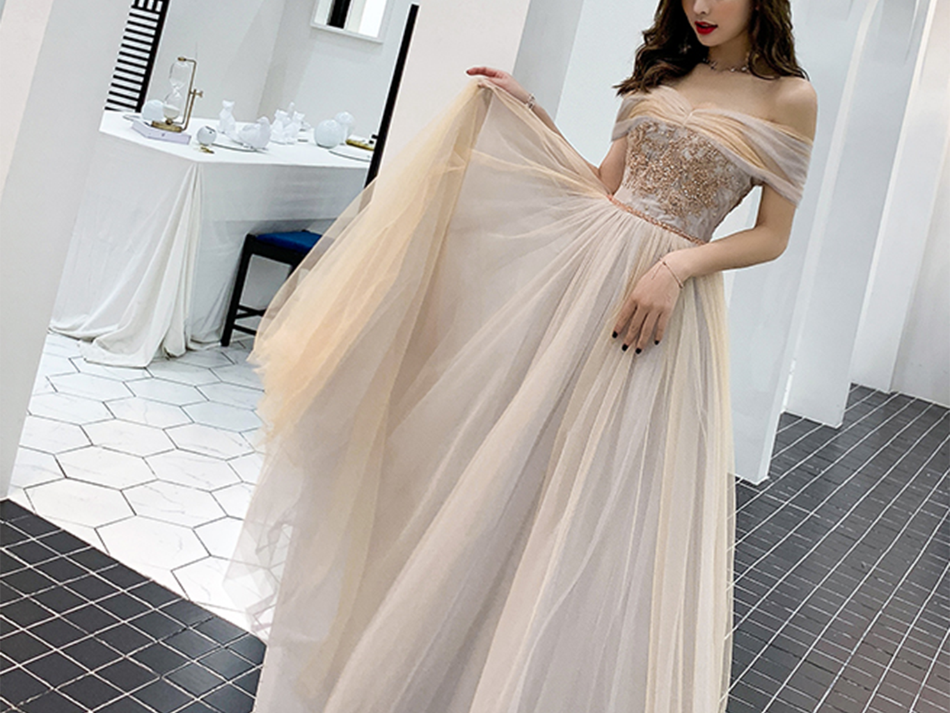 【Domi高级婚纱】设计师款最新款礼服