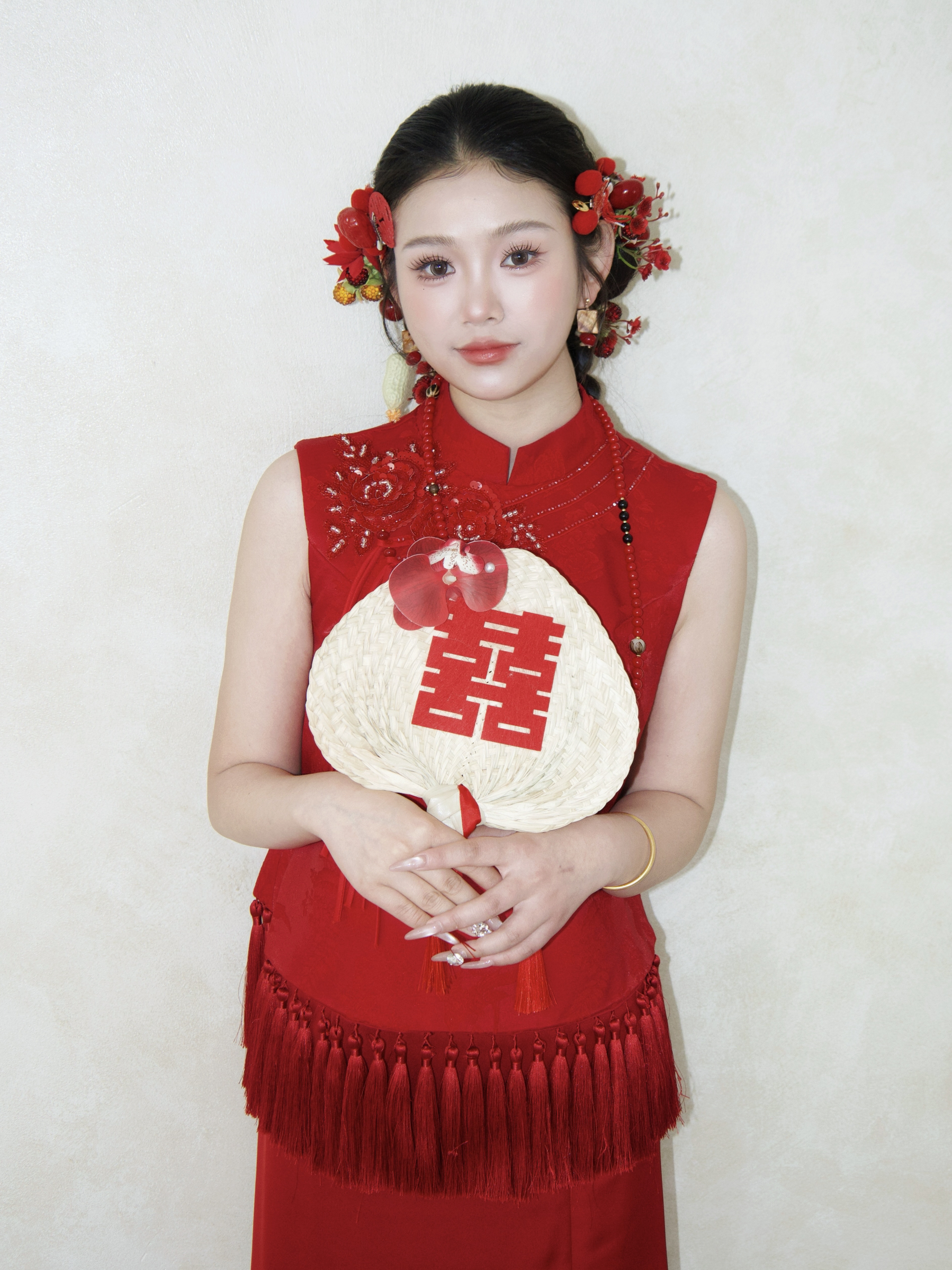 红色新中式也可以俏皮可爱