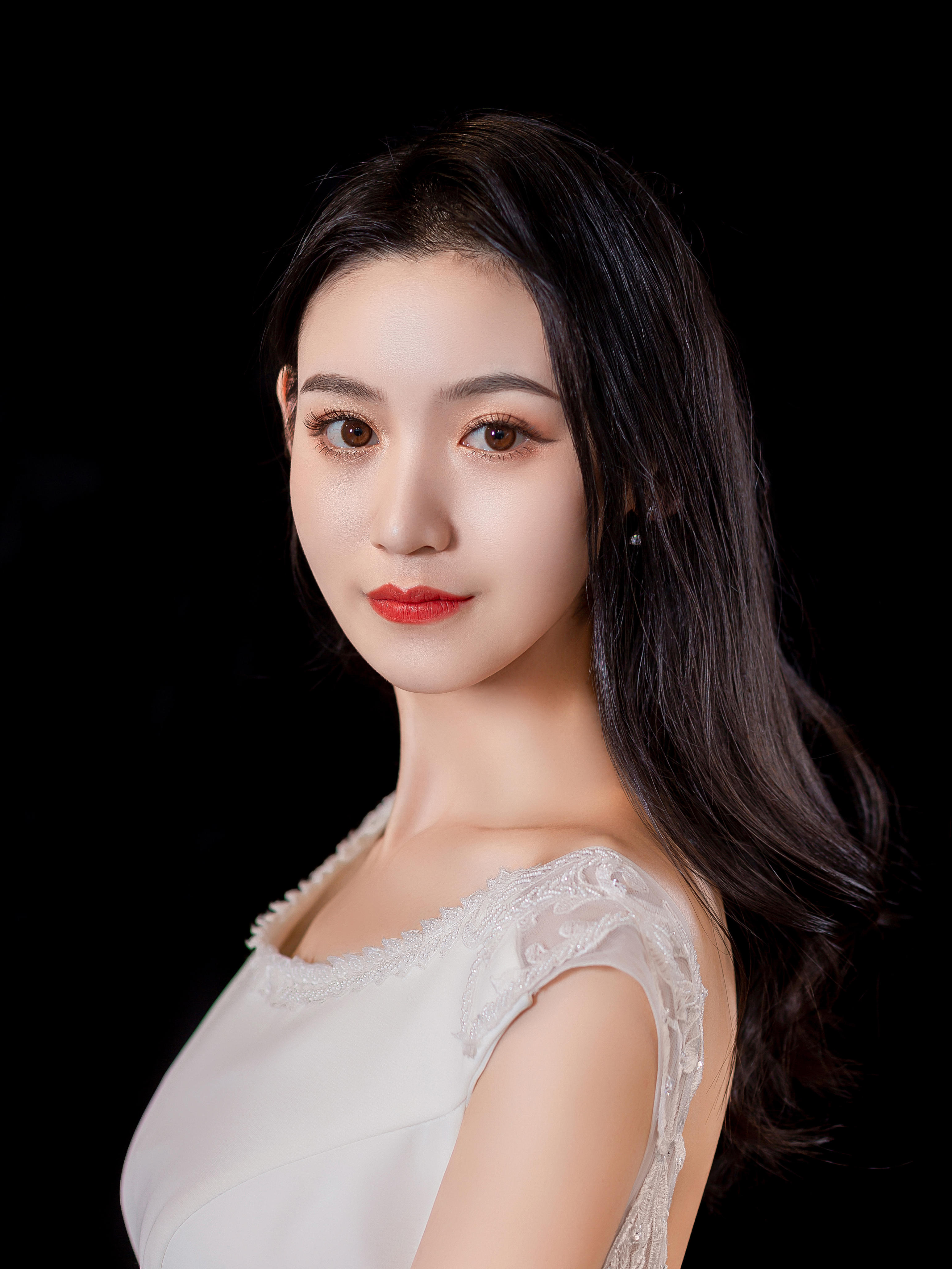 【欣薇婚纱】重装开业2888一价全包