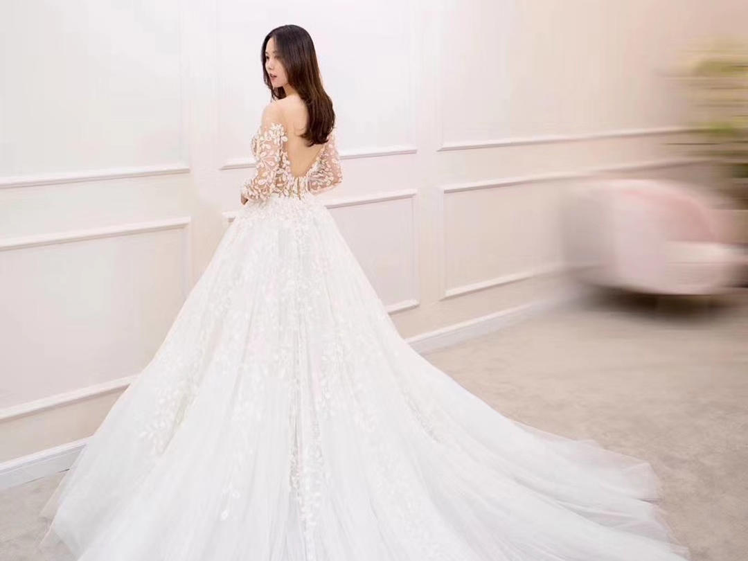 薇拉婚纱定制 甄选套餐2800