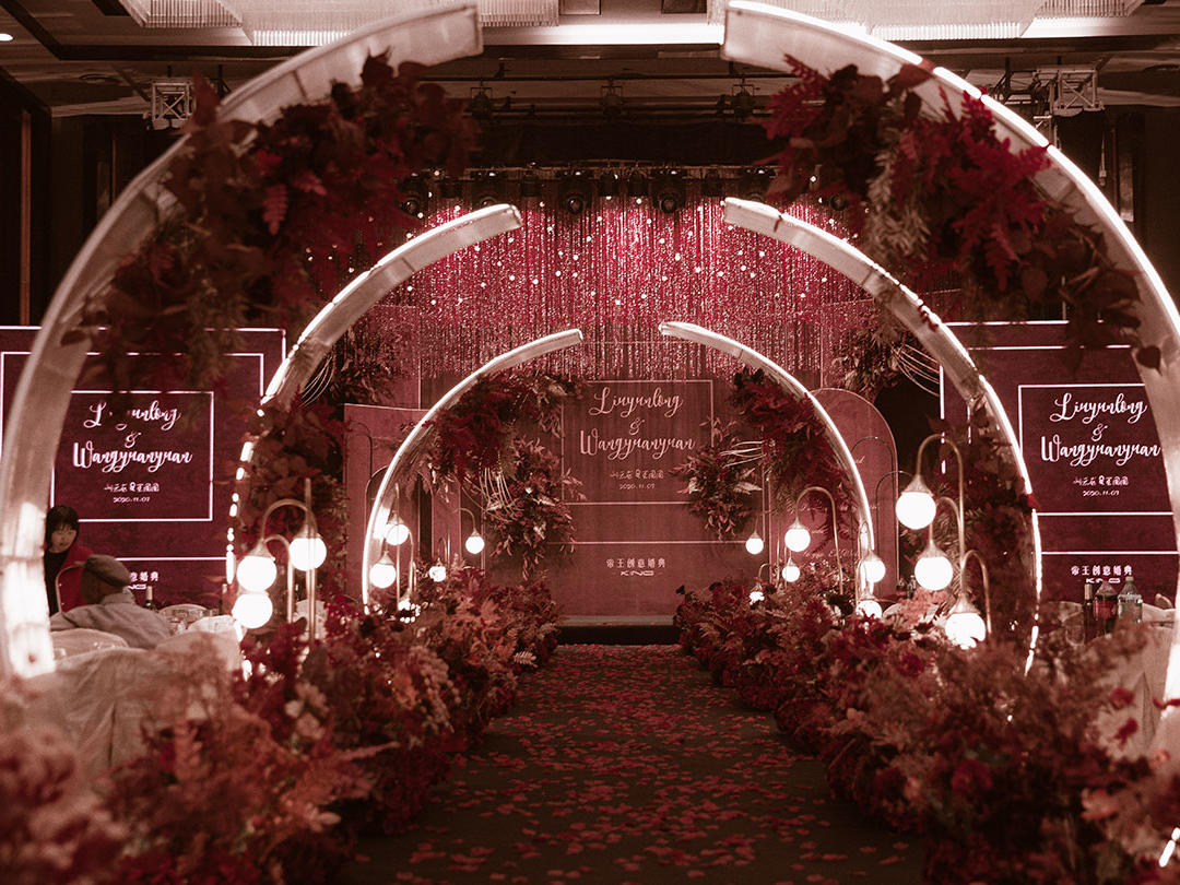 滁州帝王婚庆--酒红色婚礼【醇】