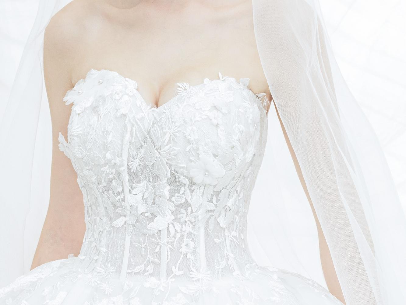 特惠九件套新娘婚纱礼服套餐