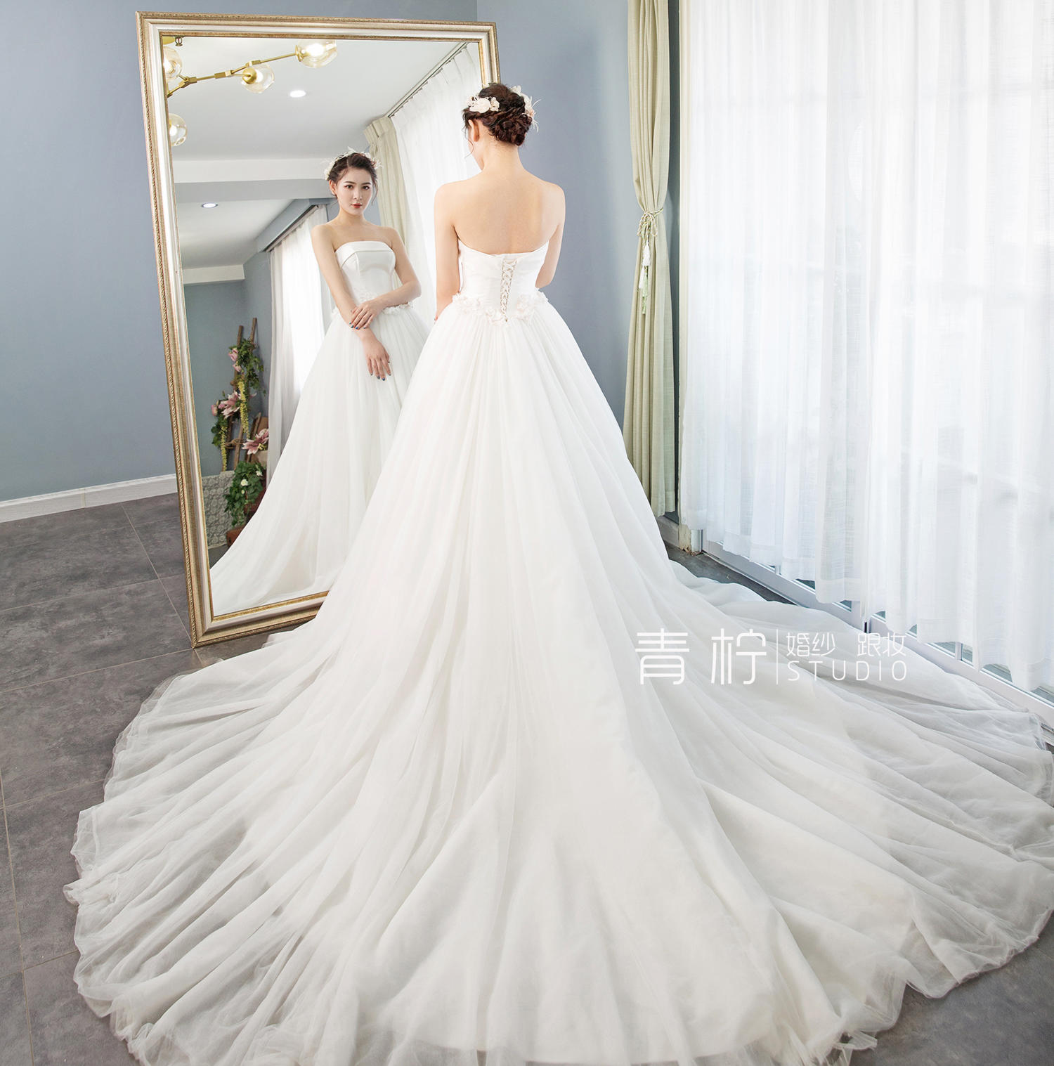 婚纱7件套摆放图片_娇兰7件套