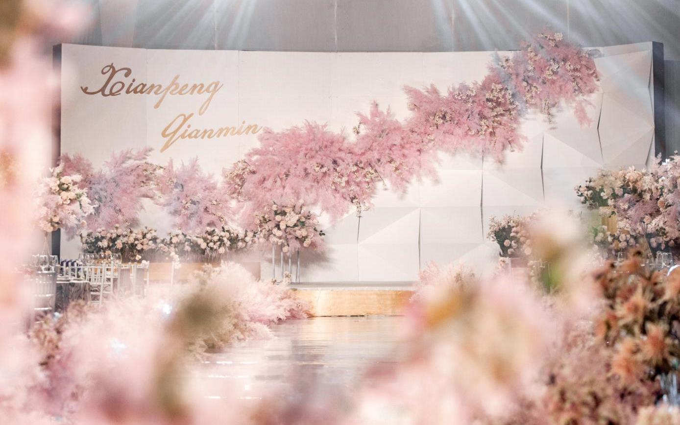 【牵手礼仪】粉色奢华婚礼案例一