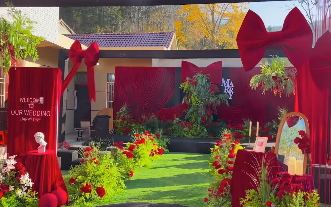 2026新款沉稳与活力兼具的红色