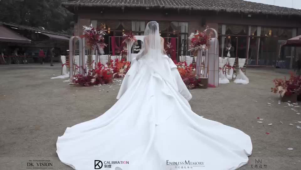 【美薇造型】总监全天跟妆+副化+高清喷枪