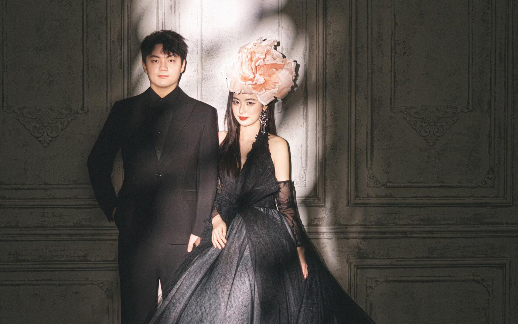 黑紗雜志風(fēng)婚紗照｜是高級(jí)感甜酷呀！