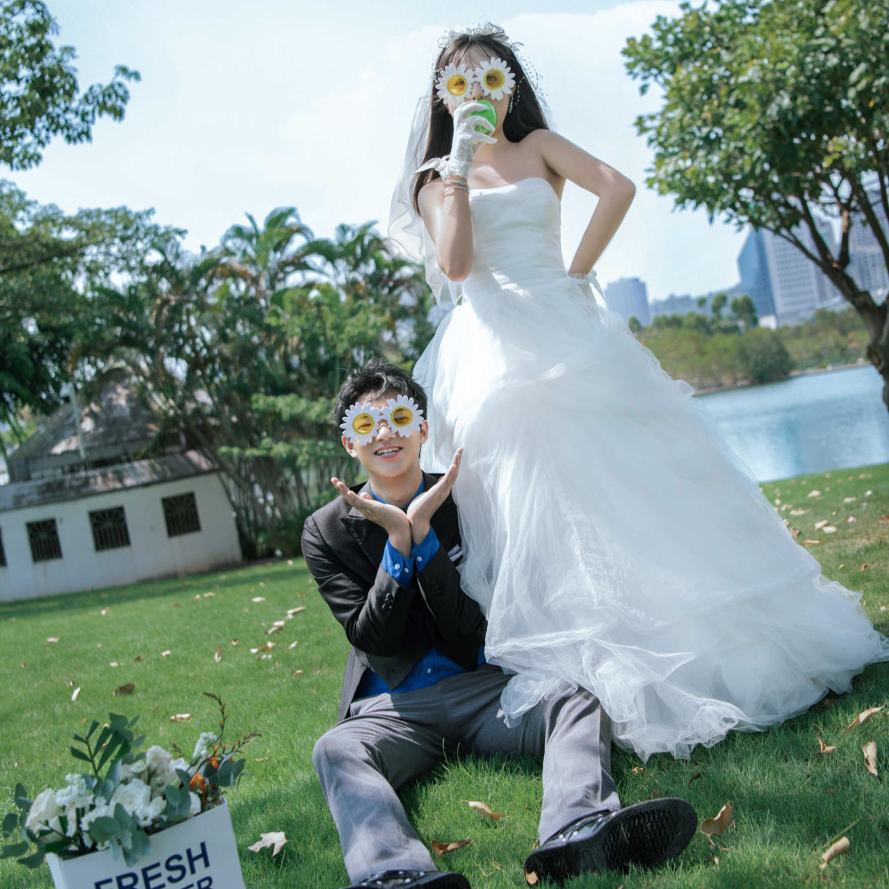 不需要解释不需要道具的森系婚纱照