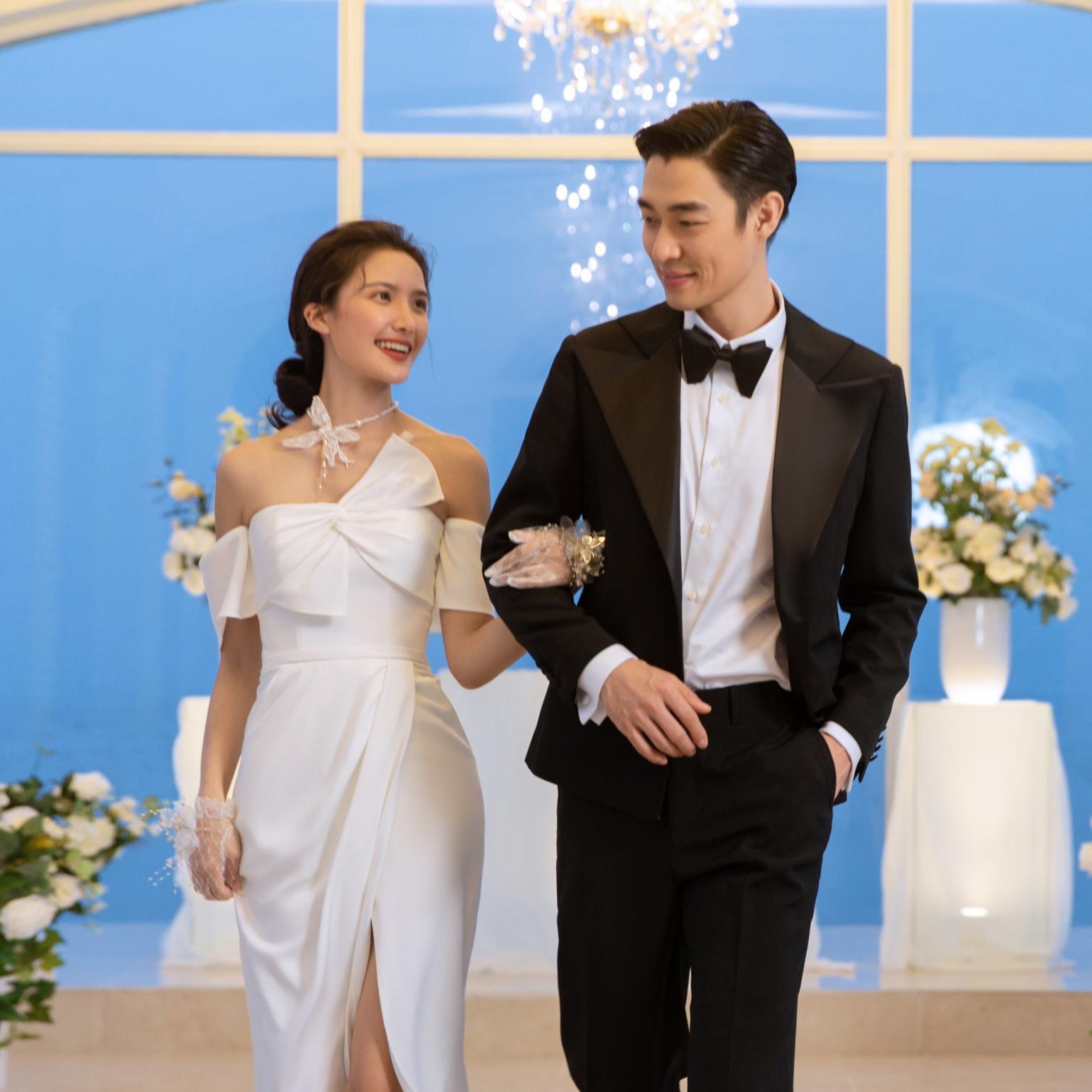 一价全包/双城任选/底片全送/十服十造/送大礼包