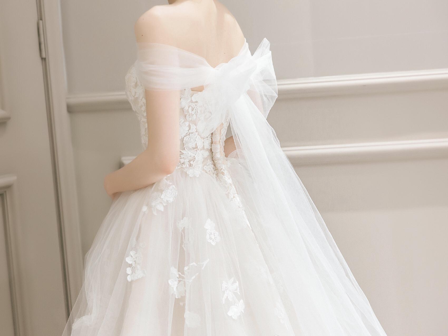 【妠澜超值推荐】主纱/短拖尾+敬酒服+伴娘服