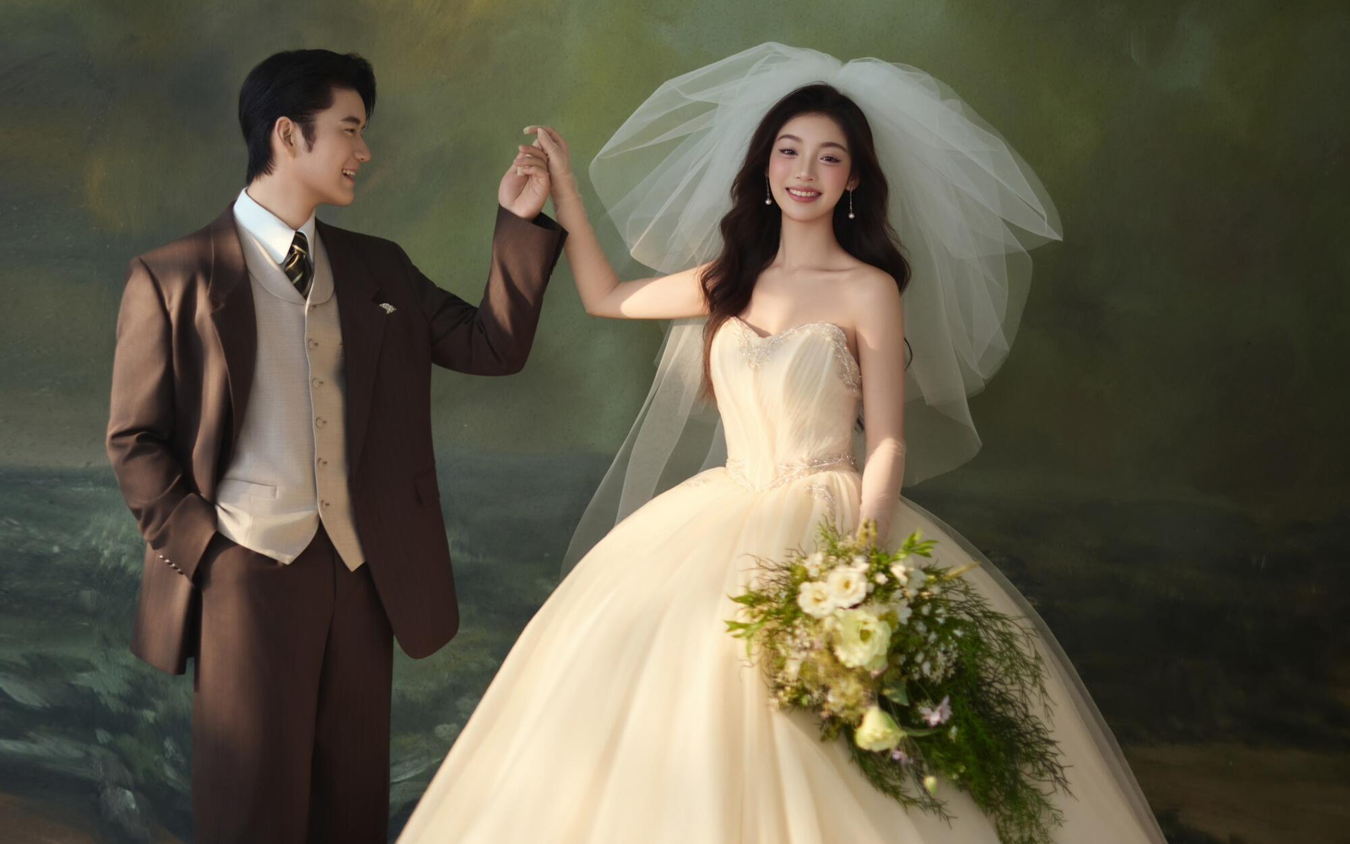 香槟纱 + 复古绿｜婚照的浪漫天花板