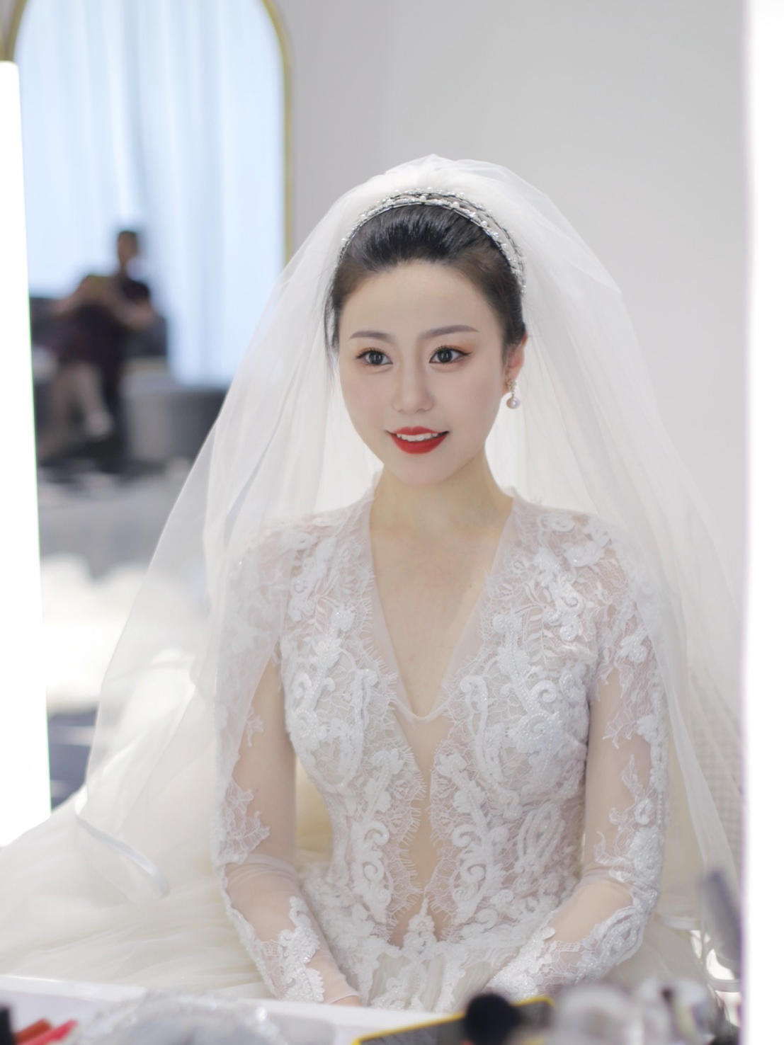 2999三套衣服 婚纱秀禾敬酒服