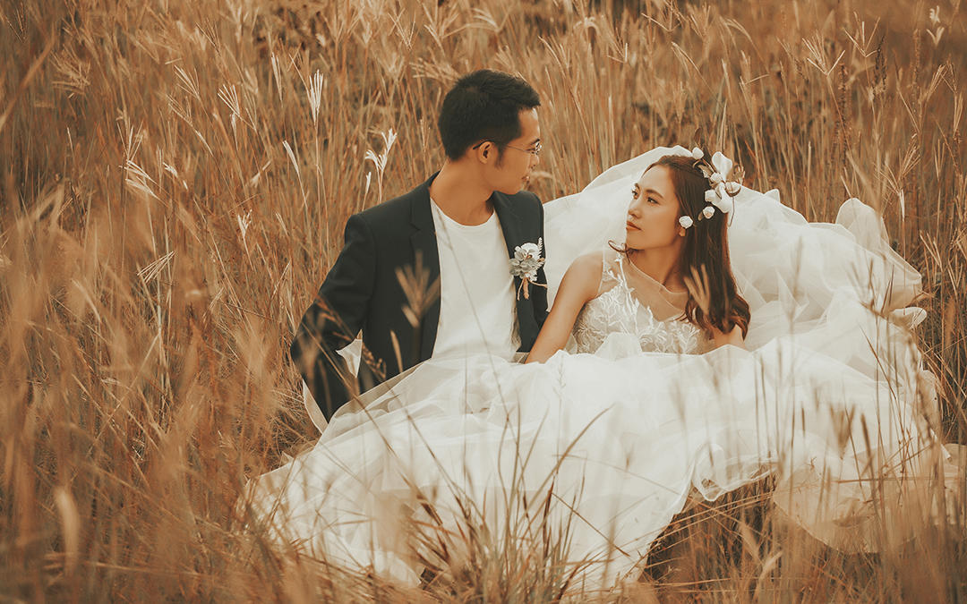 新春鉅惠+先拍后付+送結(jié)婚當(dāng)天婚紗