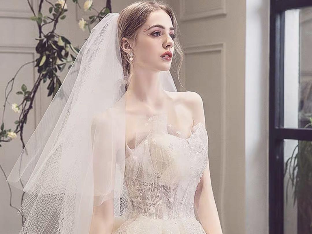 婚纱2019新款新娘女小个子森系抹胸法式赫本星空