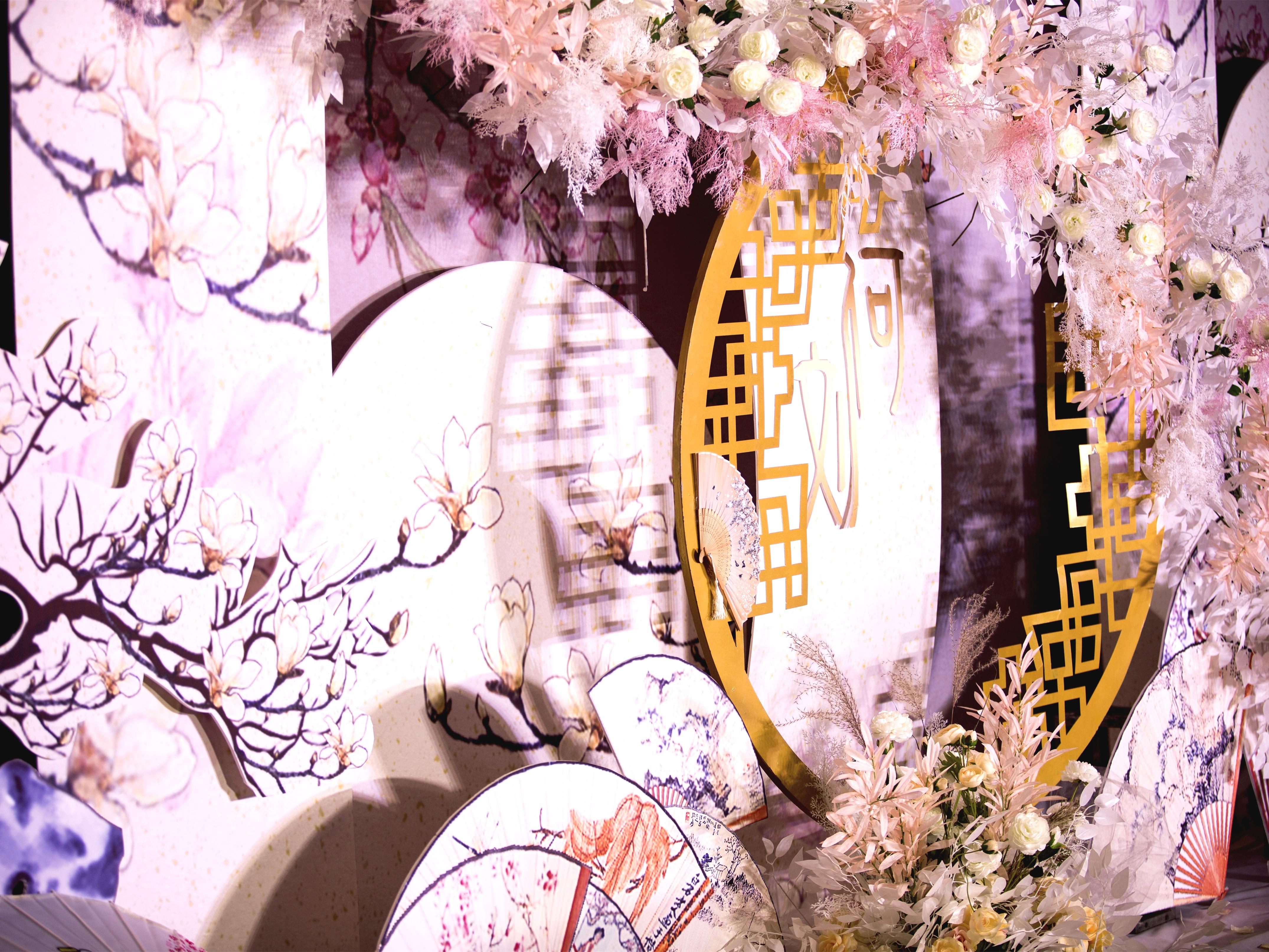 粉色新中式 春天的气息 含四大人员