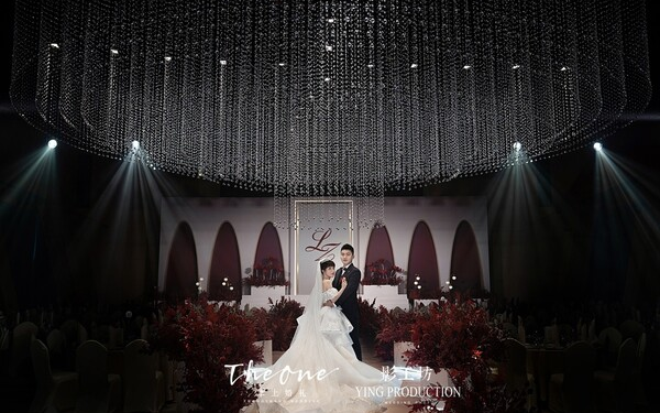 红金色秀场风婚礼