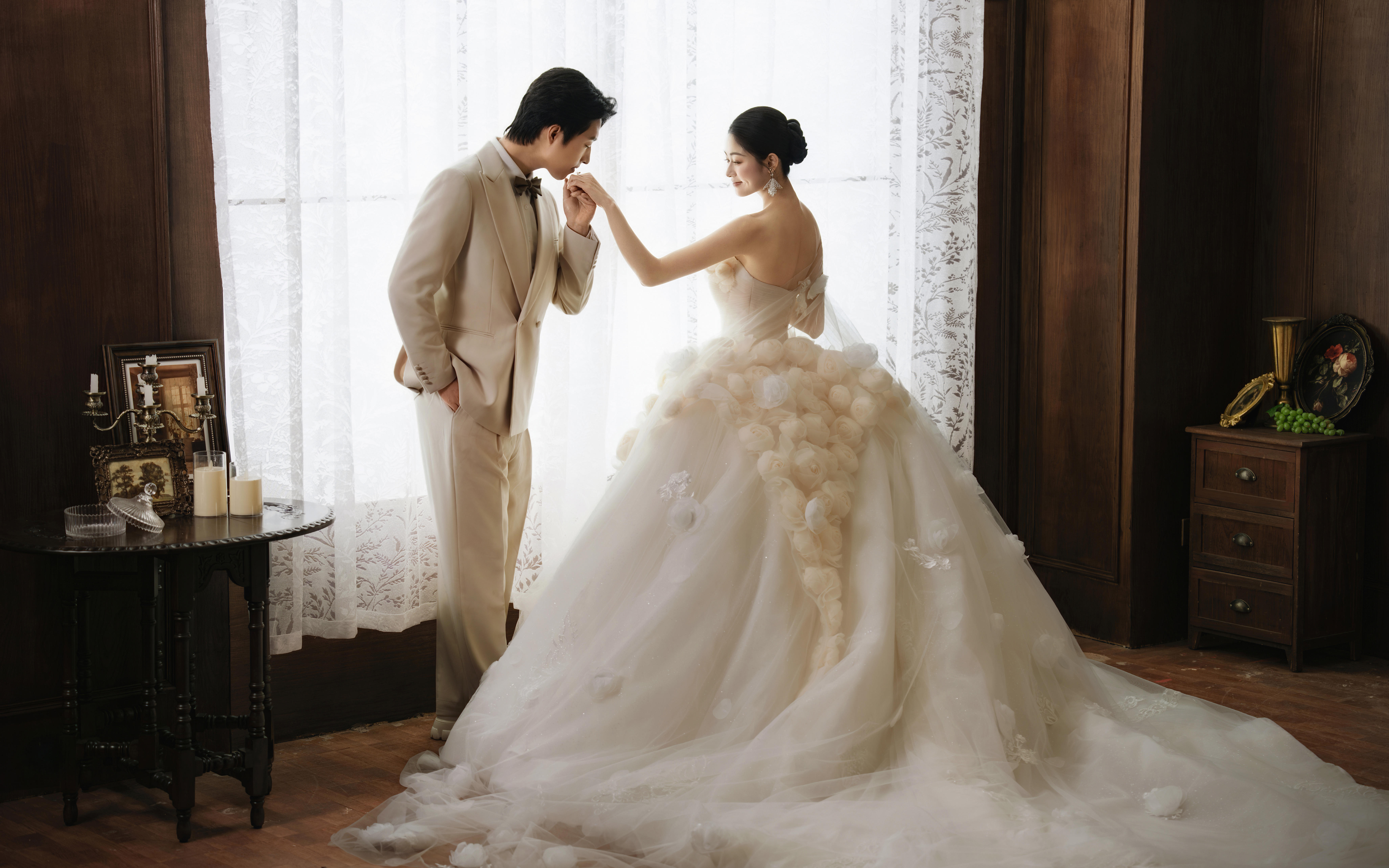 内景 l 会发光的复古仪式感主纱婚纱照