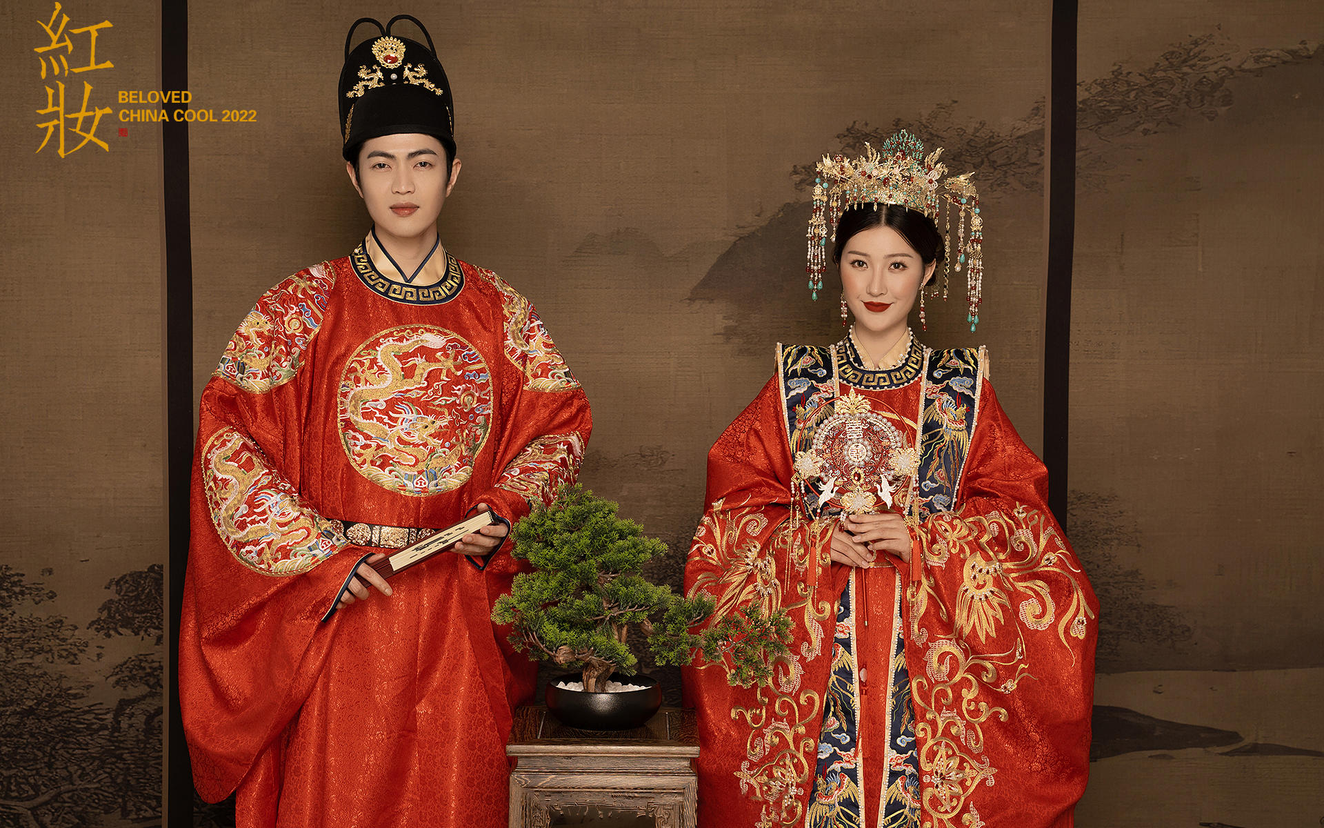 中式漢服結(jié)婚照紅色喜慶