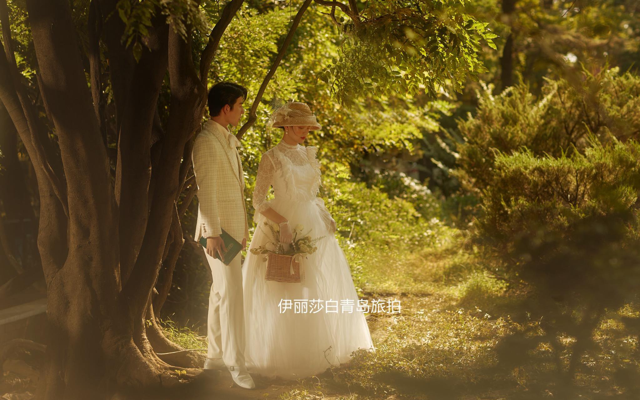 拍婚纱照1999-2999-3888-4699