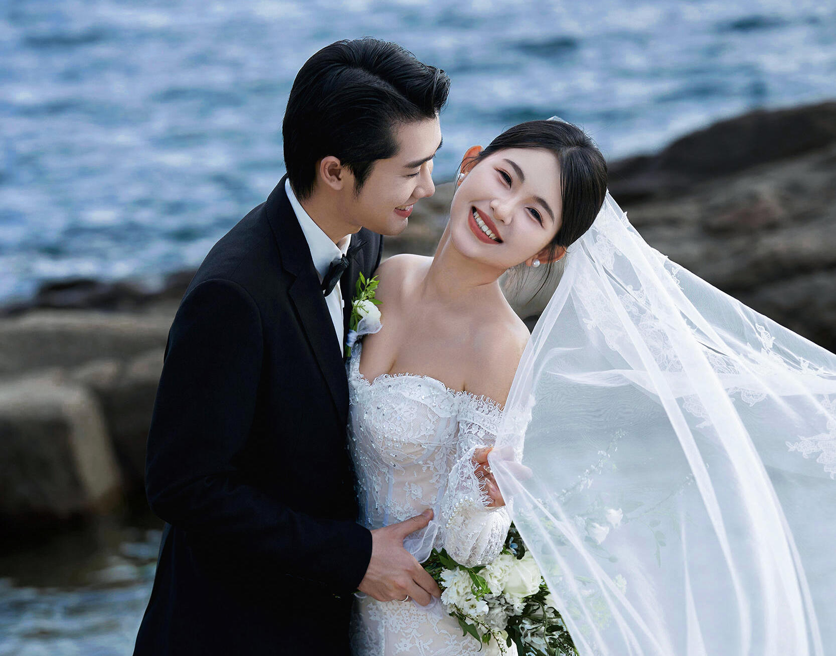 电影感海景婚纱照真的高级🕶