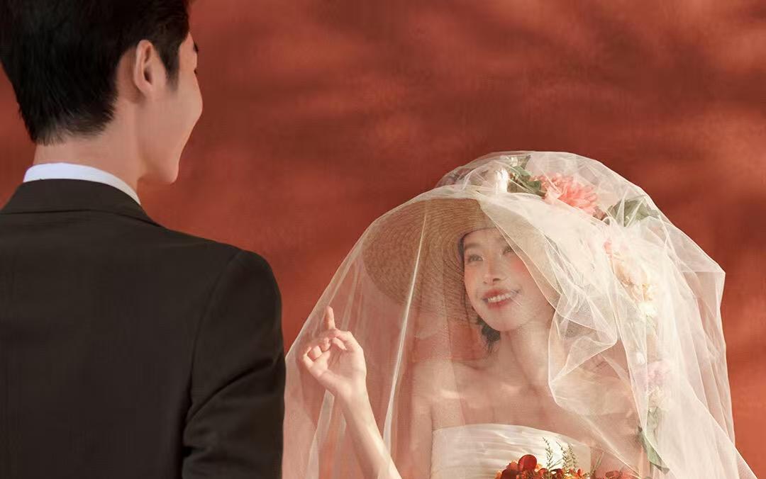 超帶感的室內(nèi)光影婚紗照??太讓人心動啦