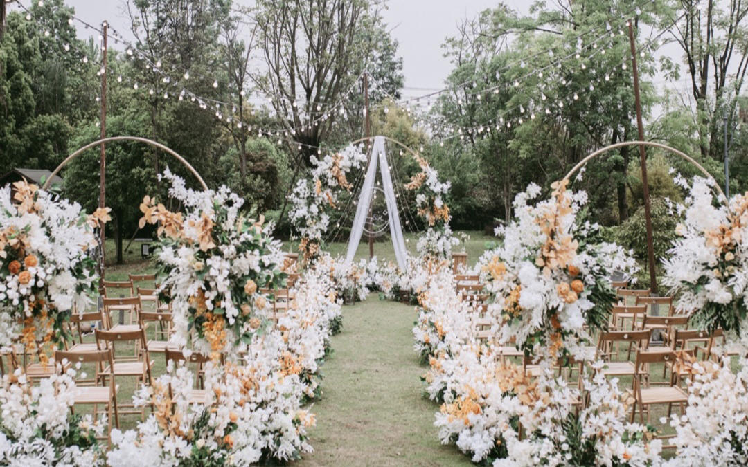 《天涯》小預(yù)算婚禮戶外草坪婚禮小清新森系白橙色系
