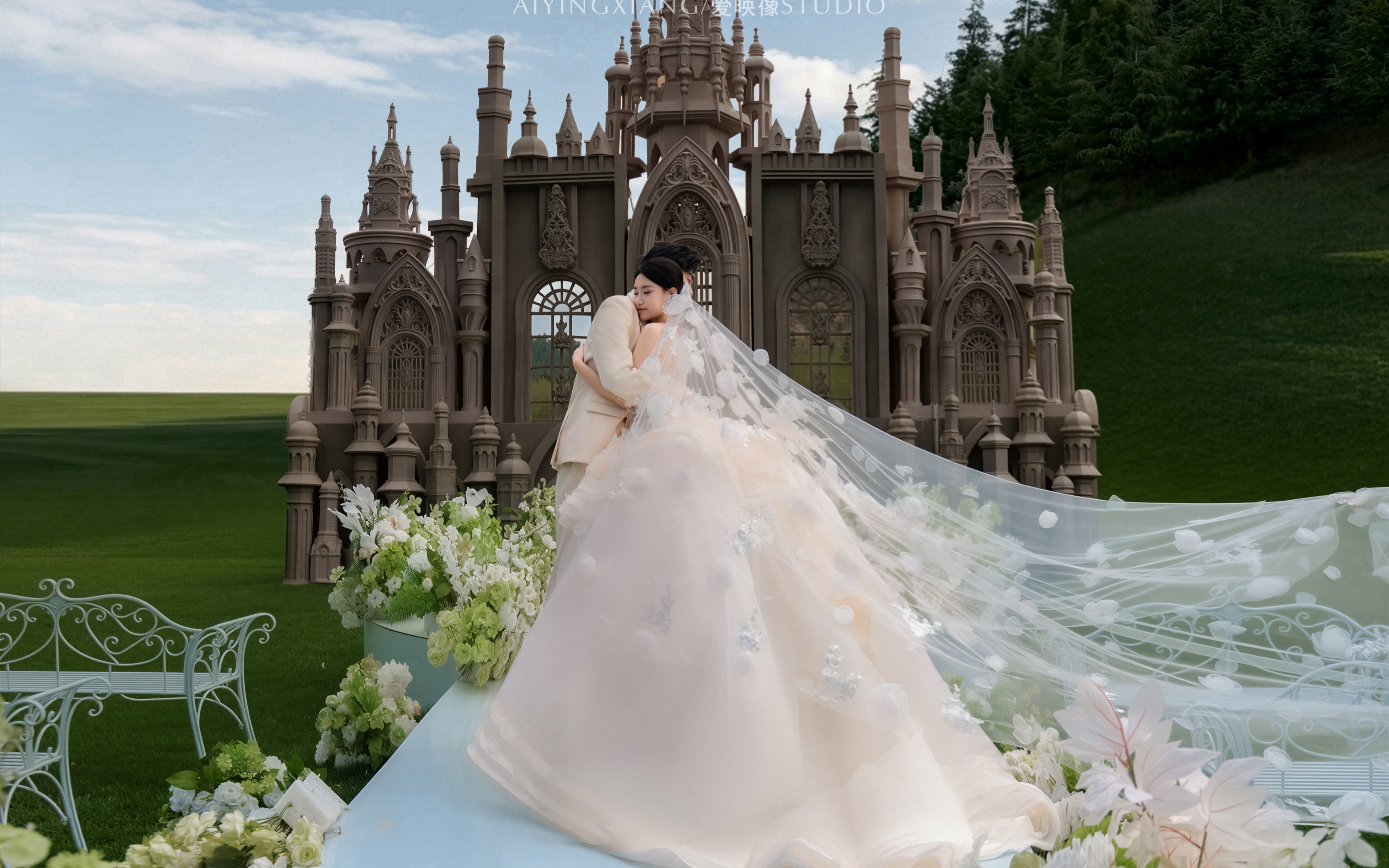 米兰夫妇