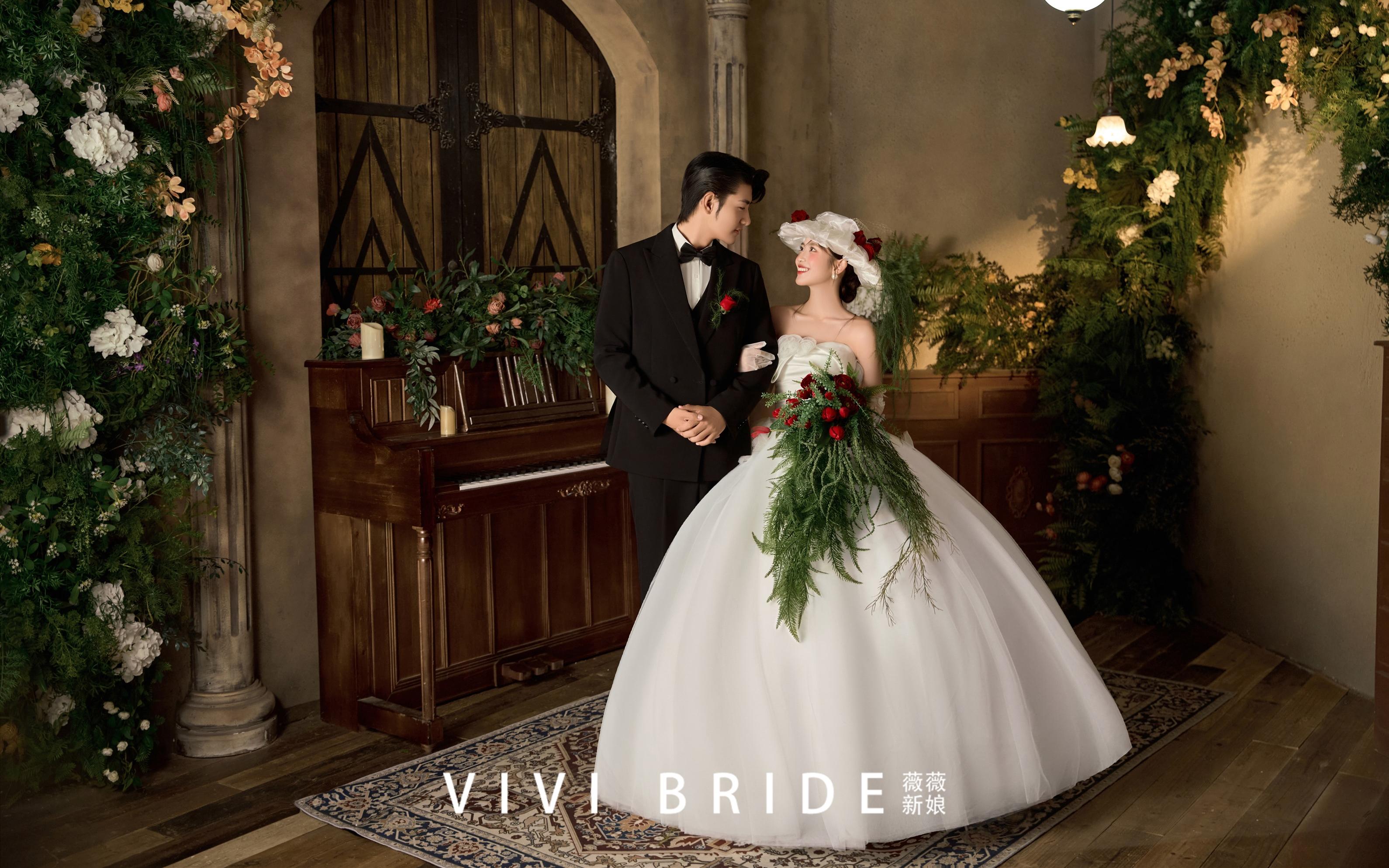 这组法式复古婚纱照美到我心巴上了💘