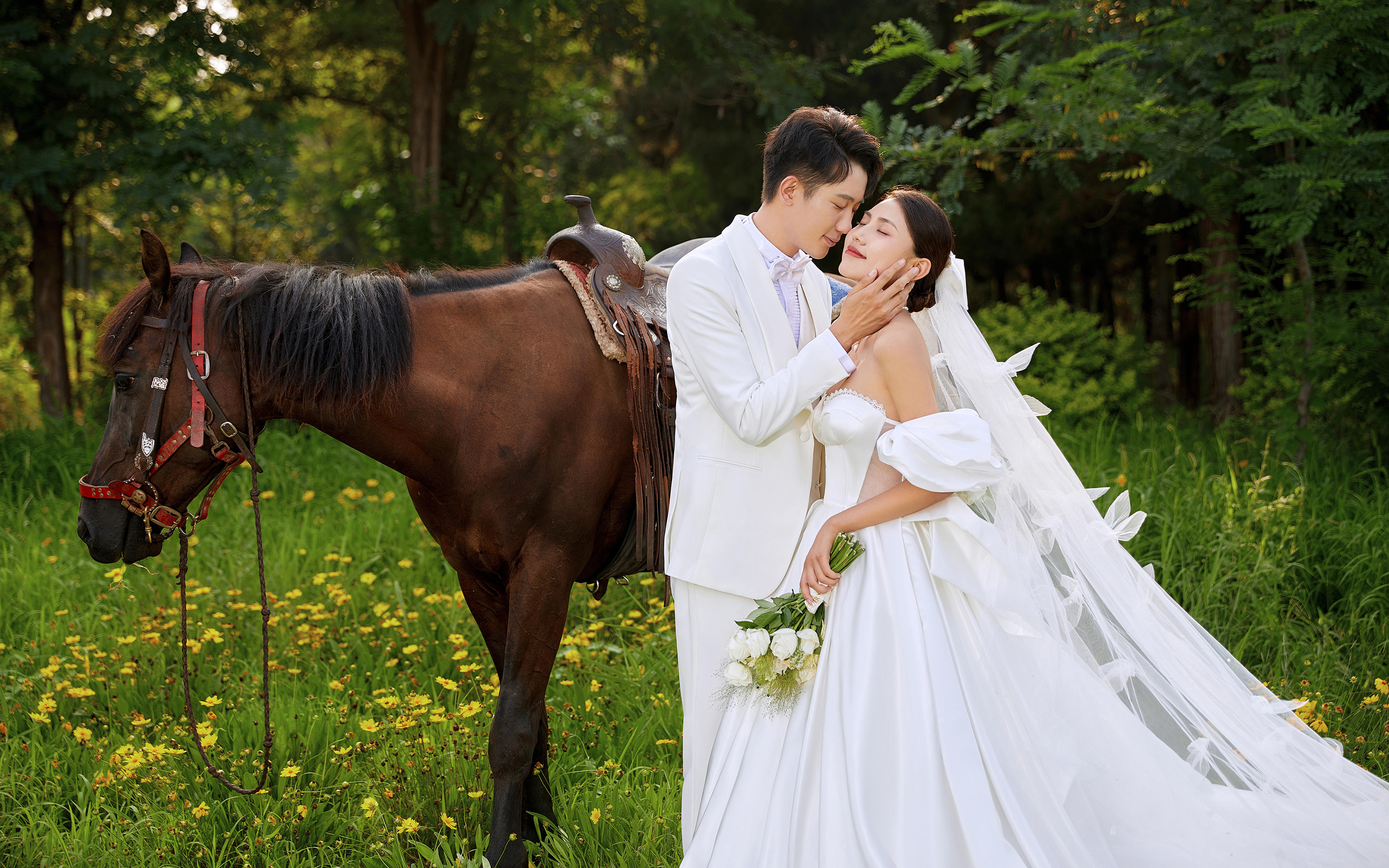 全网爆火	的以梦为马森系婚纱照