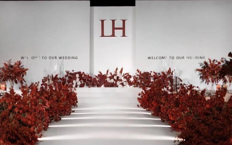 紅白色秀場(chǎng)風(fēng)婚禮不到1w小預(yù)算婚禮 看多了大排場(chǎng)