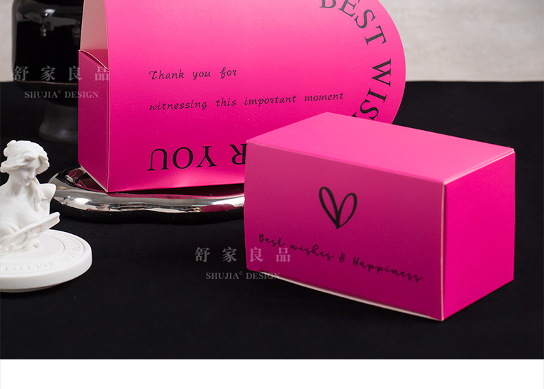 50個ins風愛心喜糖盒新款結(jié)婚高級感 內(nèi)盒尺寸（11*6.5*6.5）