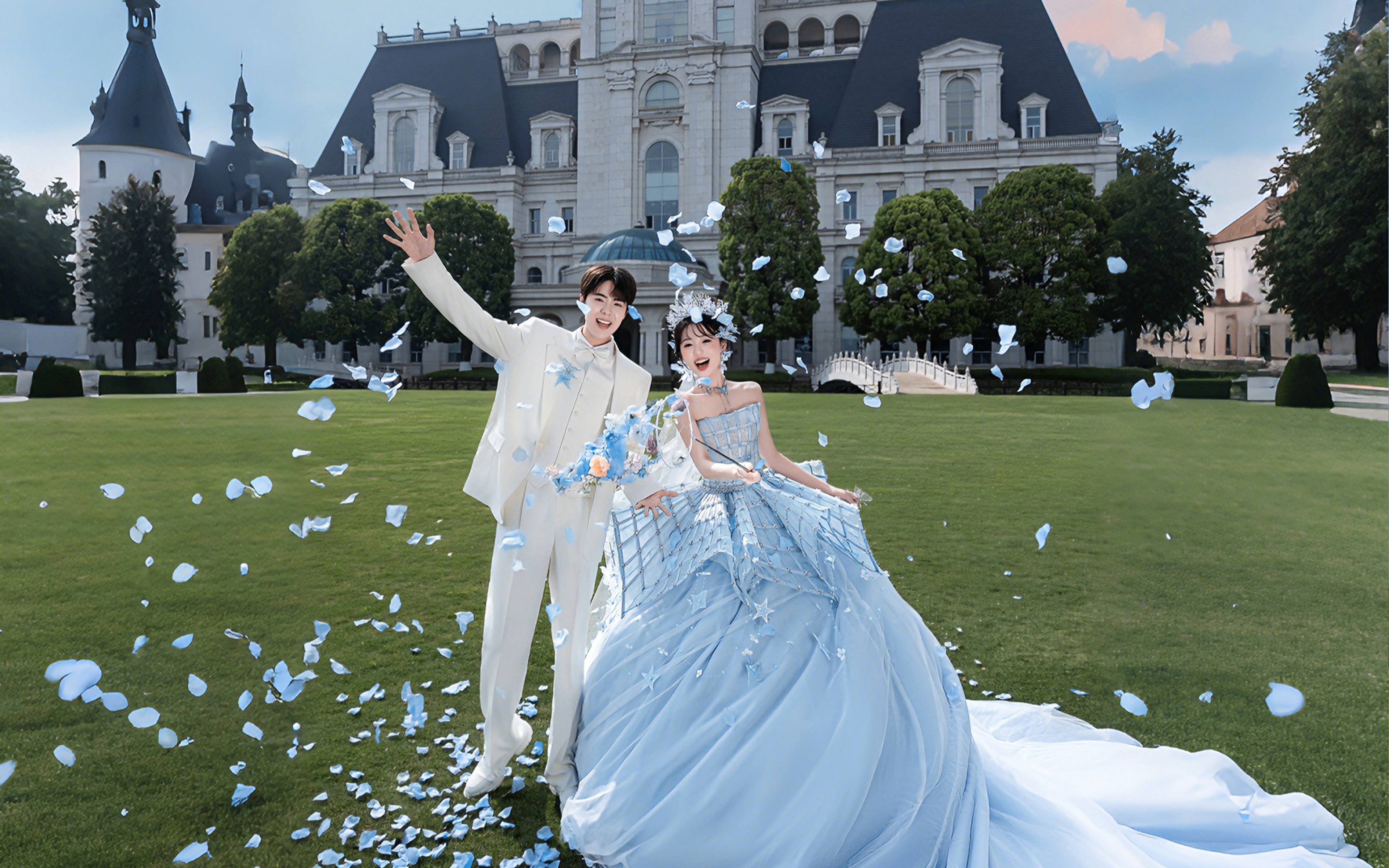 美到犯规🍃春日必拍的公主风草坪婚纱照