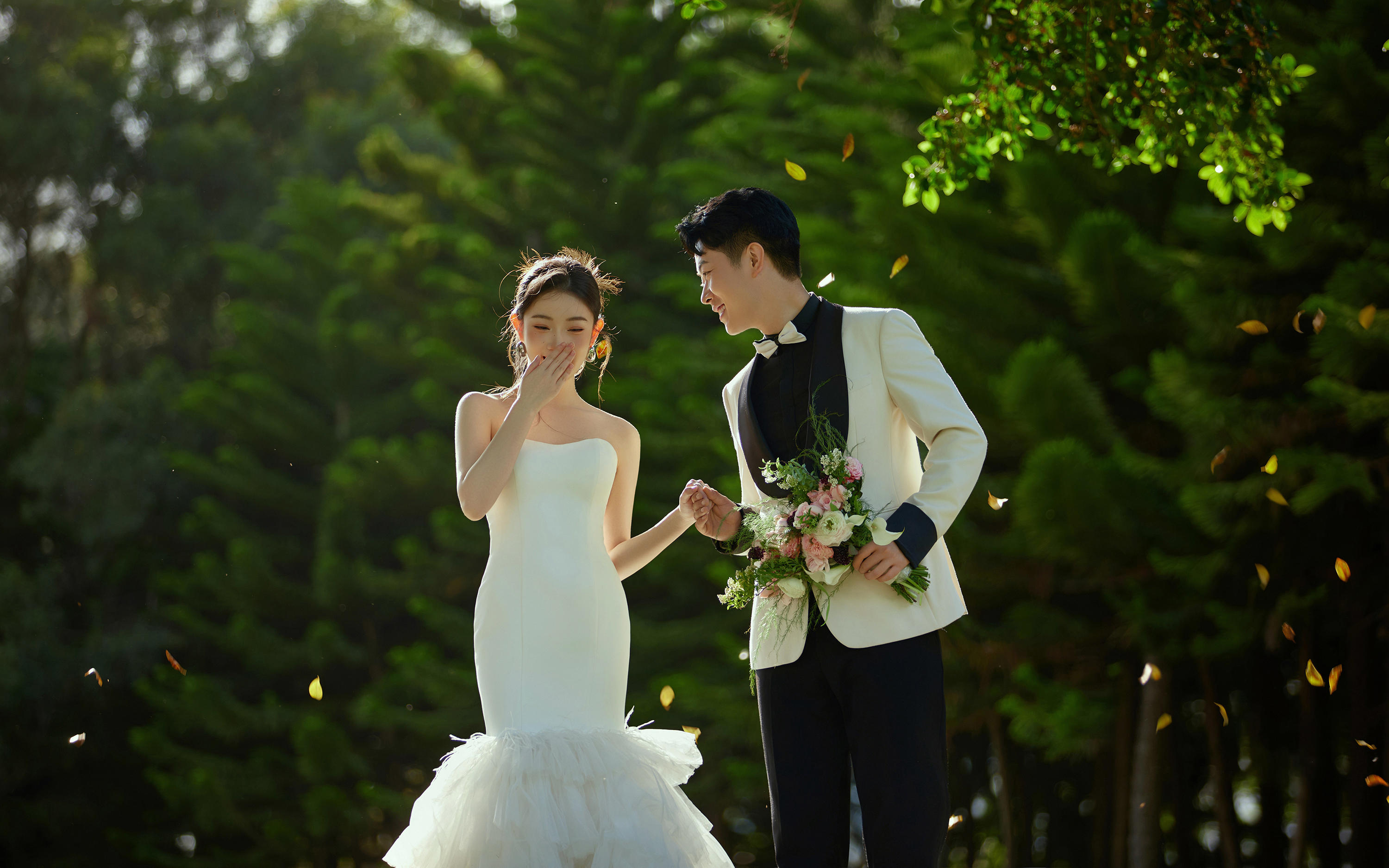 森系草坪婚纱照🍃与春日的温柔撞个满怀