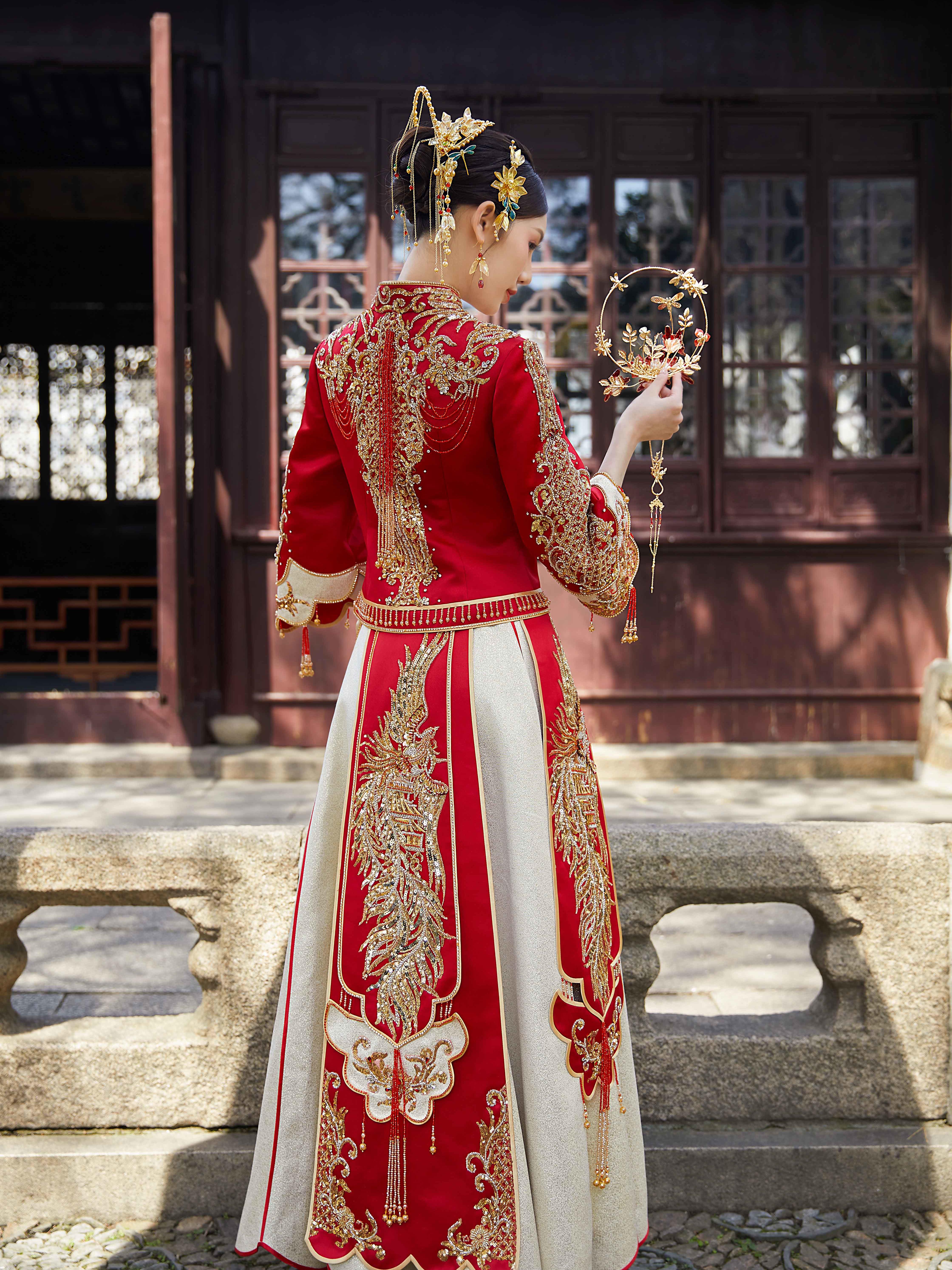 高定豪华重工秀禾服