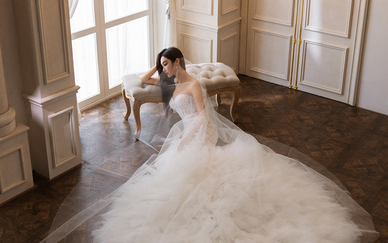 大連輕奢法式室內(nèi)婚紗照