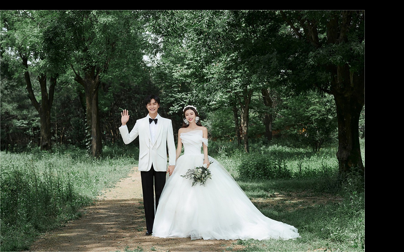 美到心巴的森系婚纱照‼️自然为诗 爱意蔓延