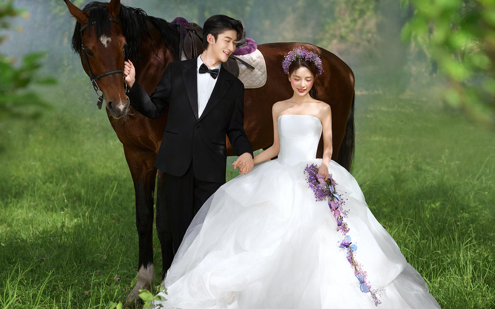 「元?dú)馍倥? 森系馬場(chǎng)婚紗照