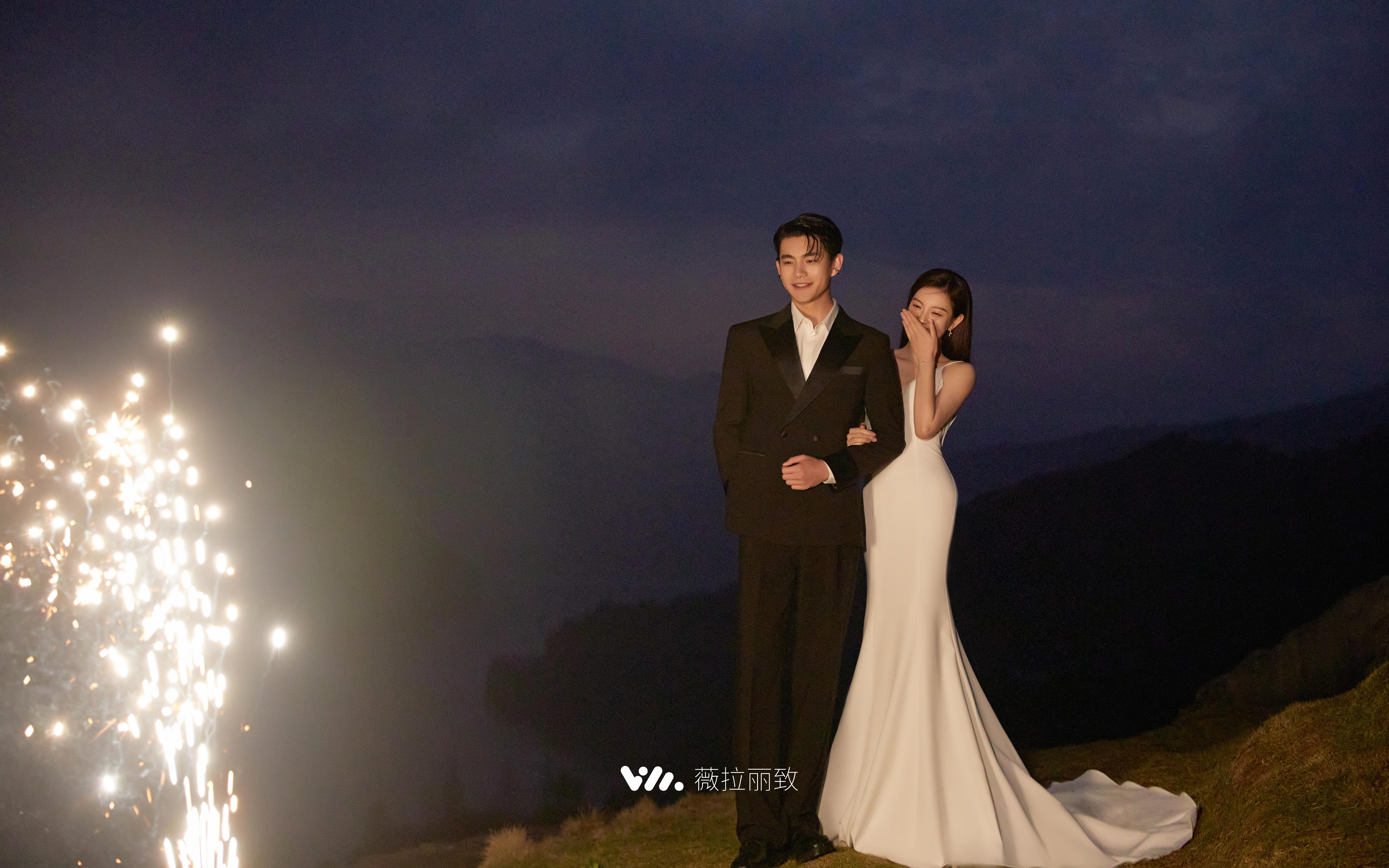 氛围感拉满的夜景婚纱照🌃入眼皆是浪漫✨