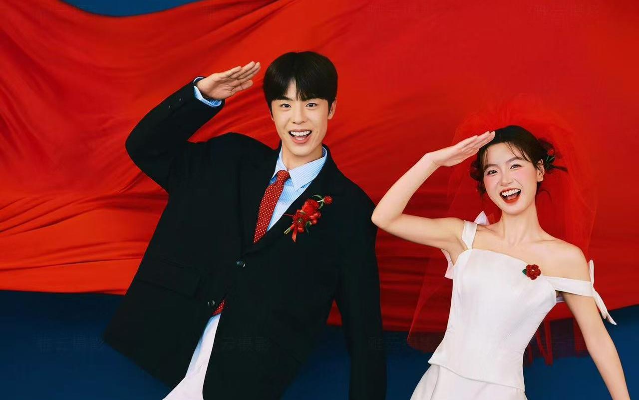 卷出圈💙蓝底喜嫁婚纱照轻松拿捏00后❗️