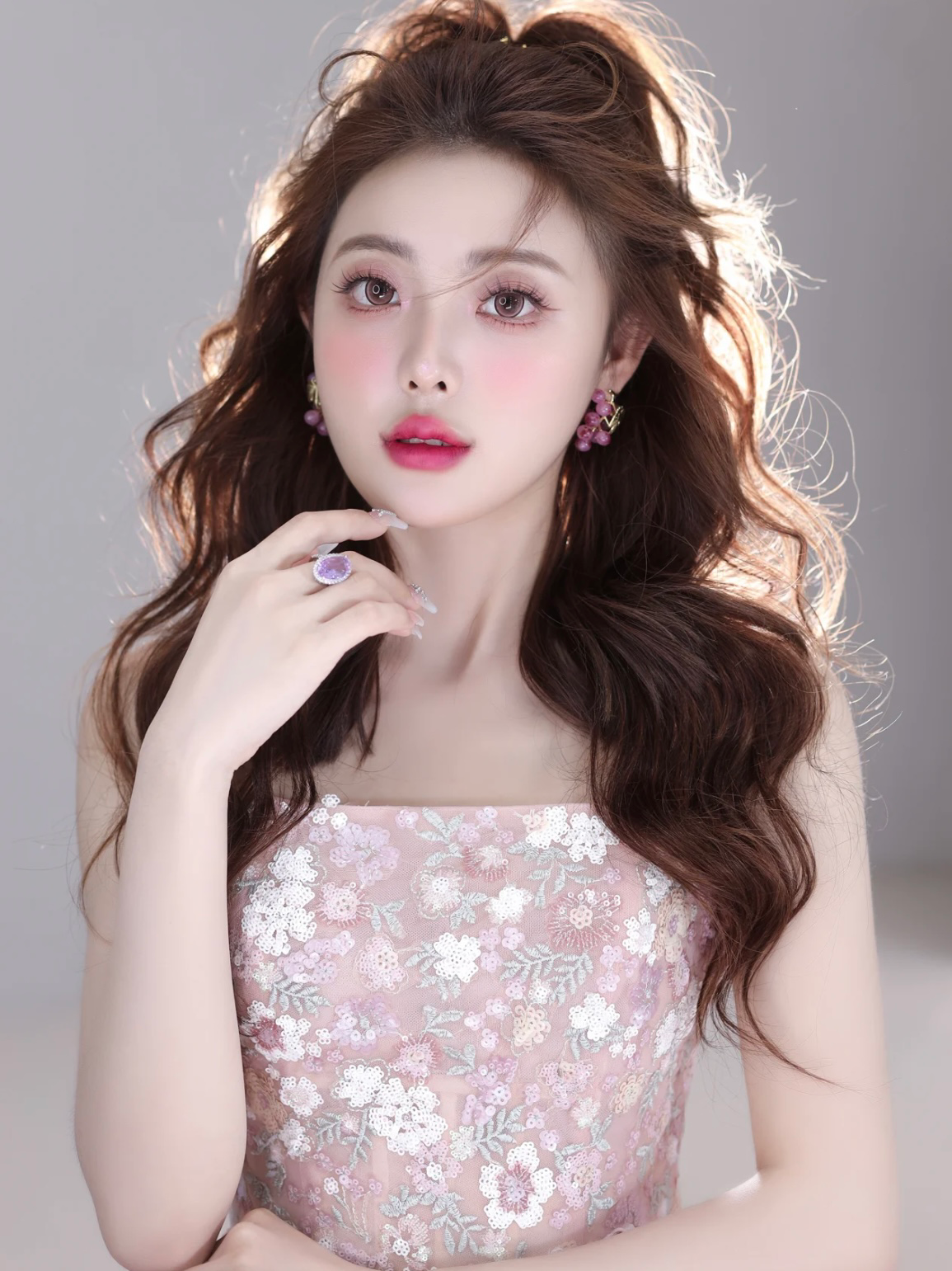 高人气减龄礼服造型