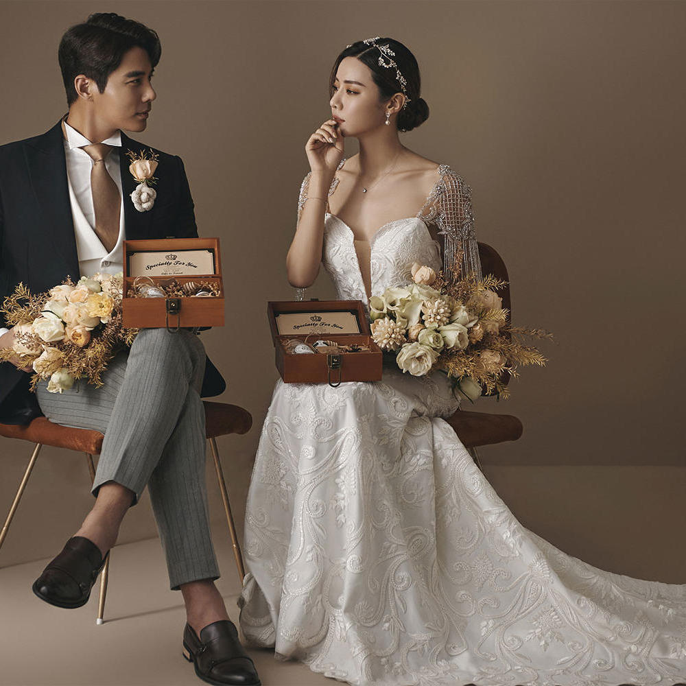 私人定制拍摄/十服十造/三本相册/送新婚纱/登记